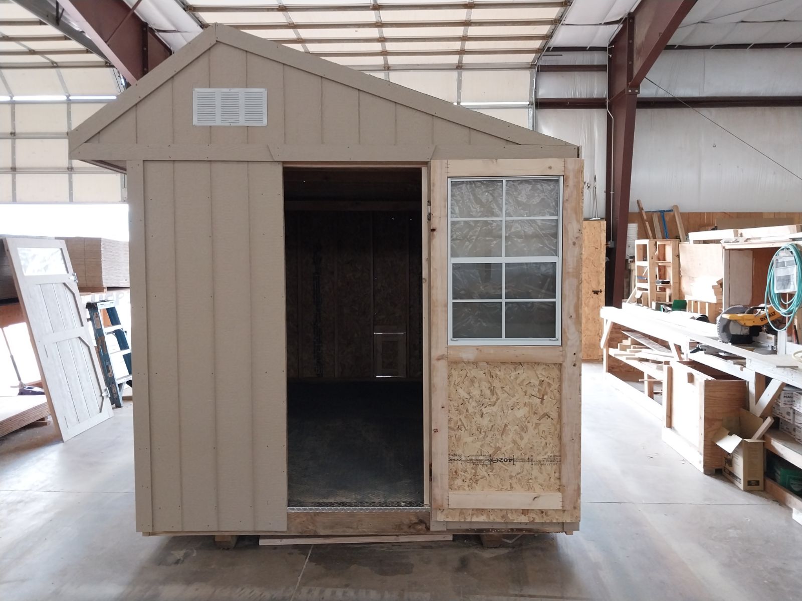 Chicken coop structure detail