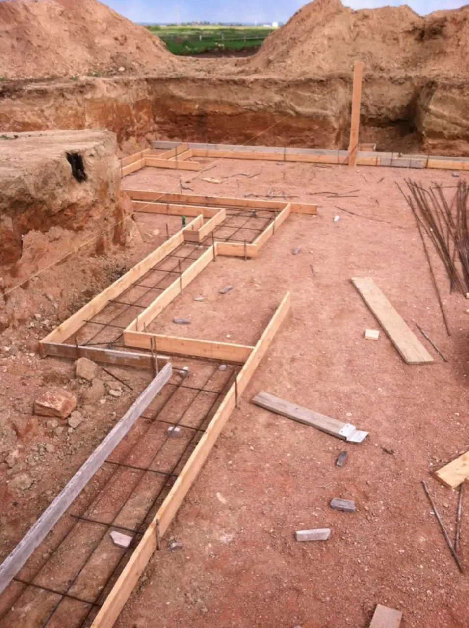 Footing forms with reinforcing steel