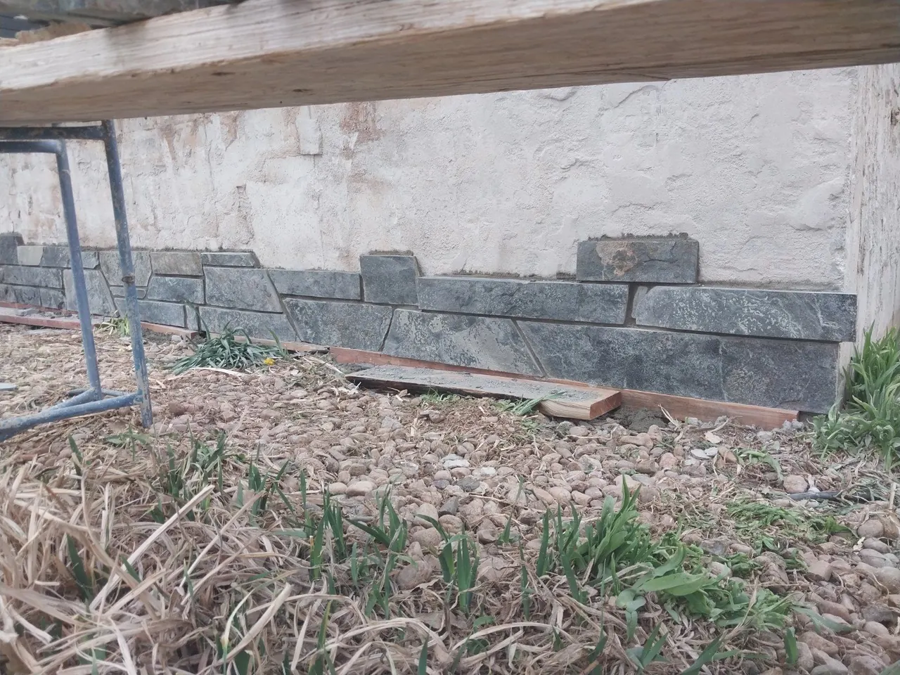 Exterior stone veneer installation